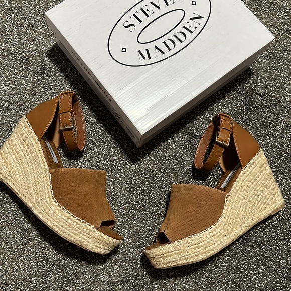 Steve Madden Josey brown suede wedge - Picture 2 of 8